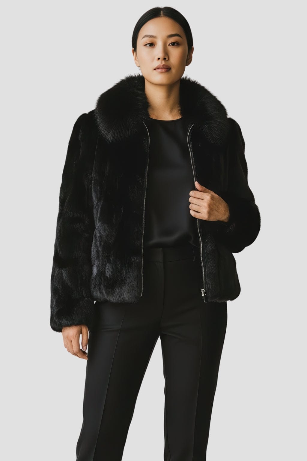 Veste courte en fourrure noire Héritage fourrure