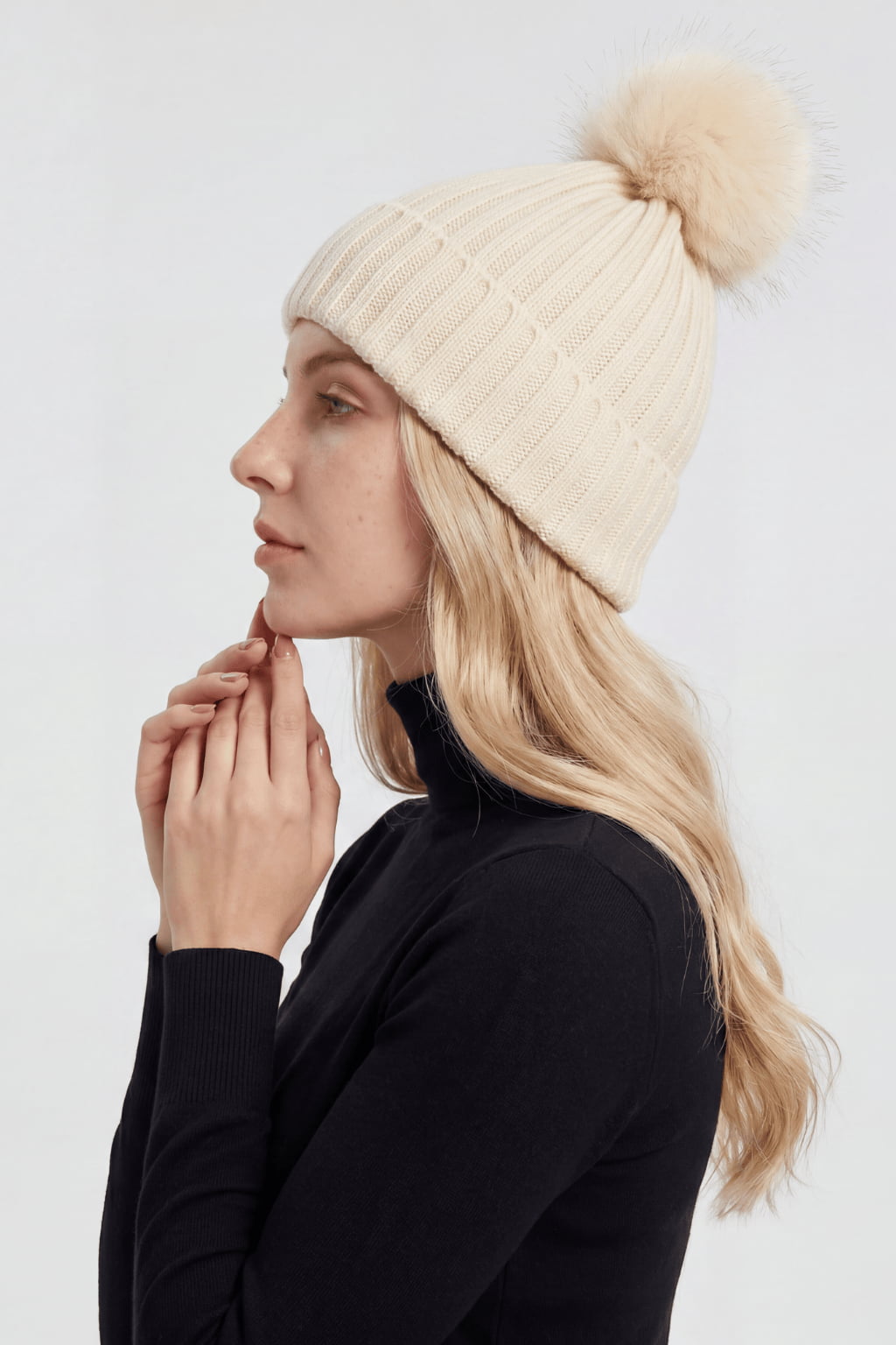 Bonnet fourrure avec pompon beige Héritage fourrure