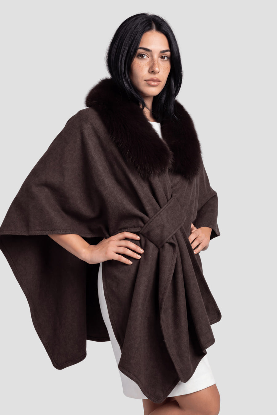 Cape en fourrure brune Héritage fourrure