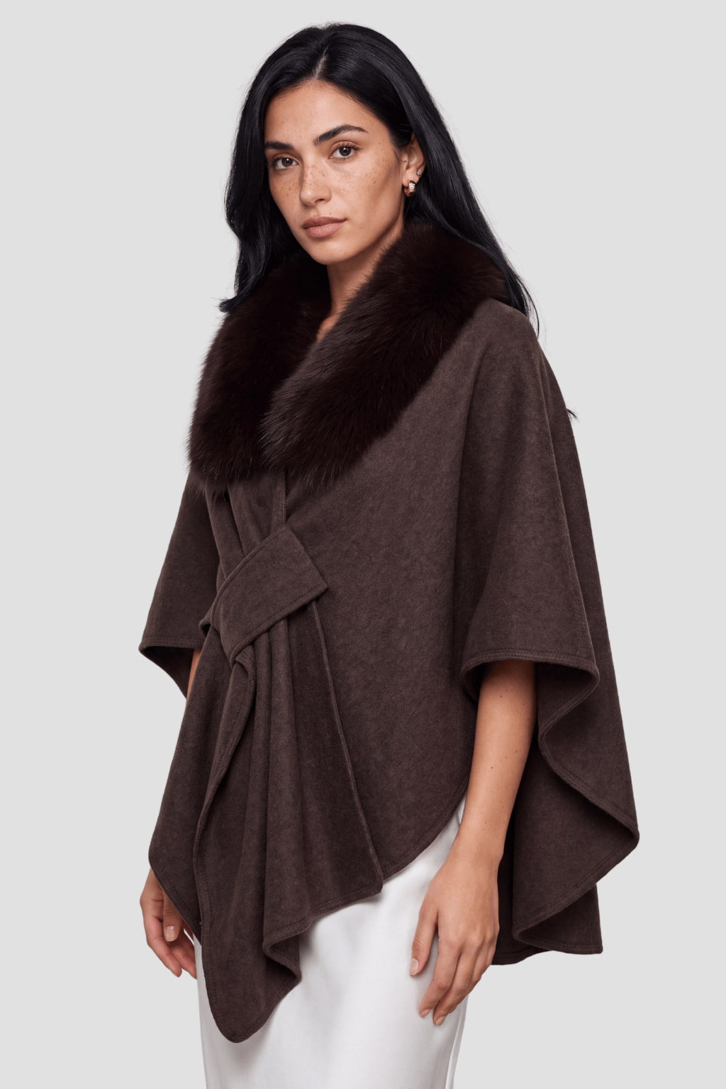 Cape en fourrure brune Héritage fourrure