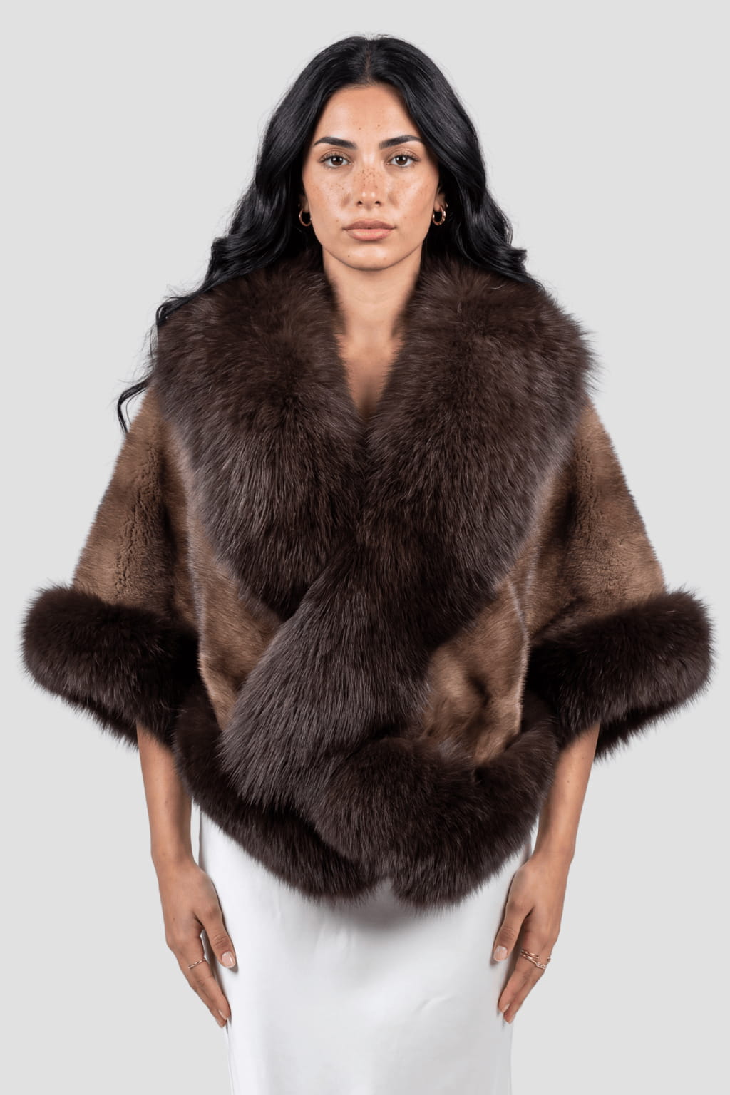 Cape en fourrure femme luxe Héritage fourrure