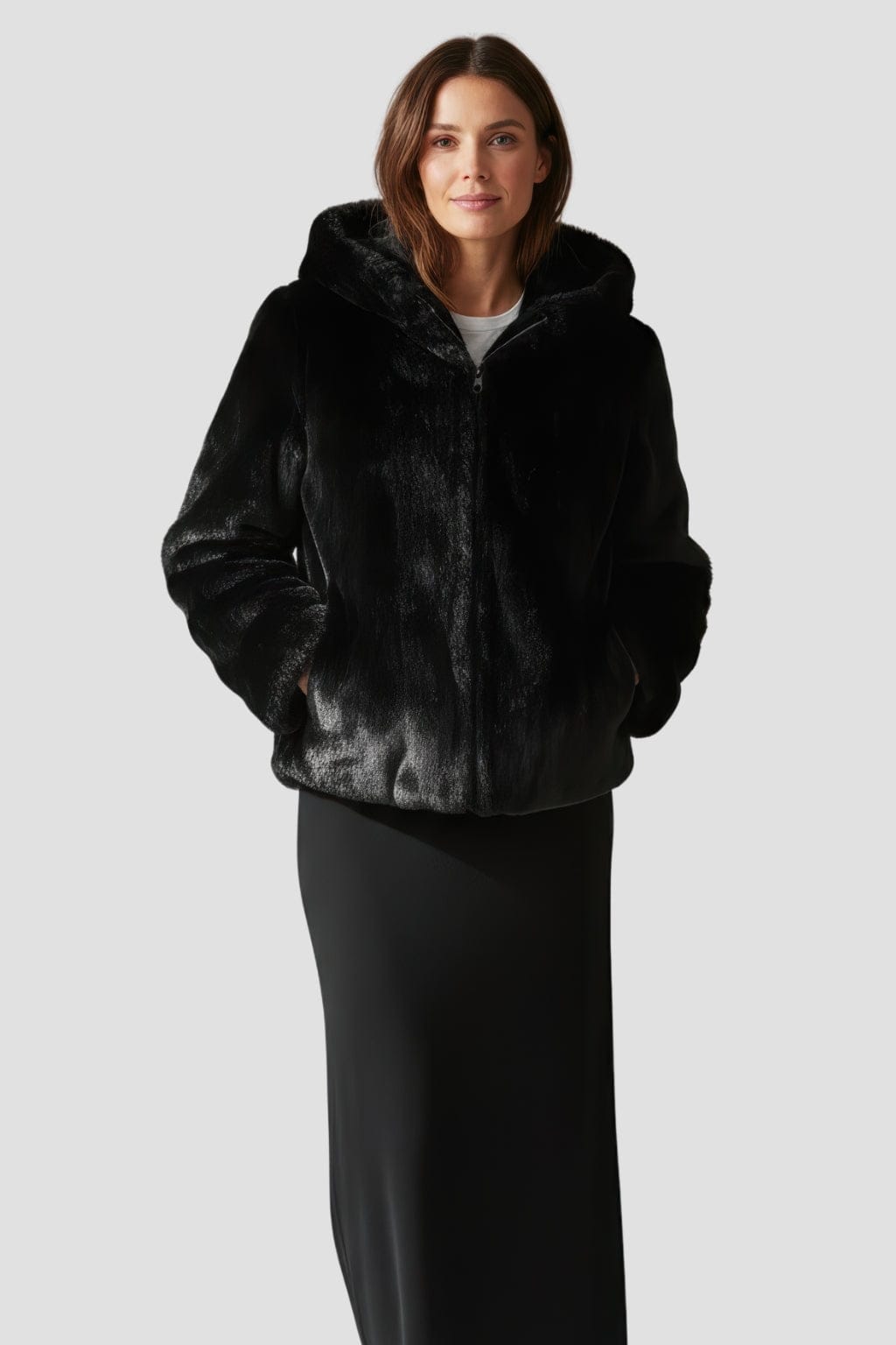 Veste à fourrure avec capuche noire Héritage fourrure