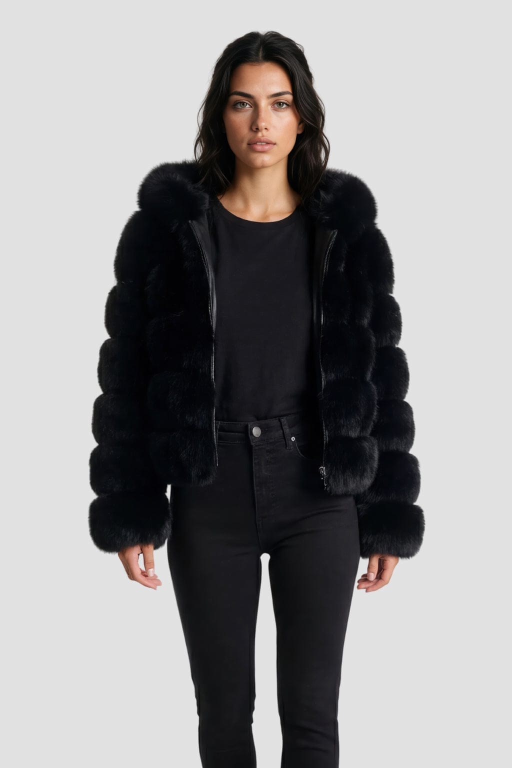 Veste à fourrure avec capuche noire Héritage fourrure