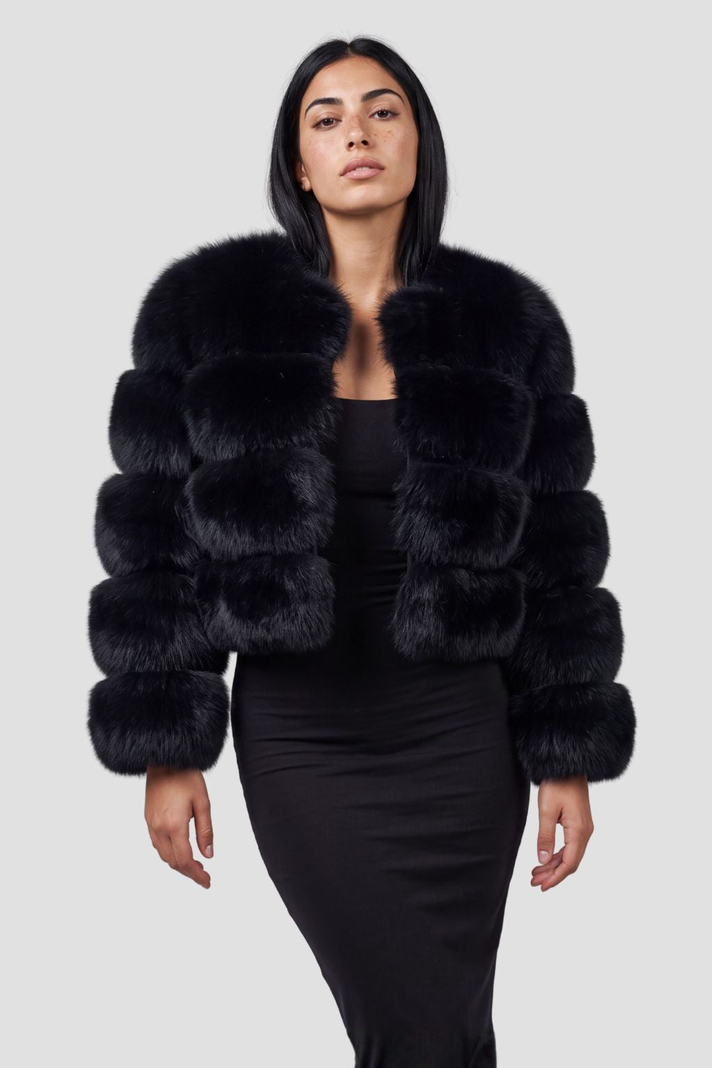 Veste courte en fourrure noire Héritage fourrure